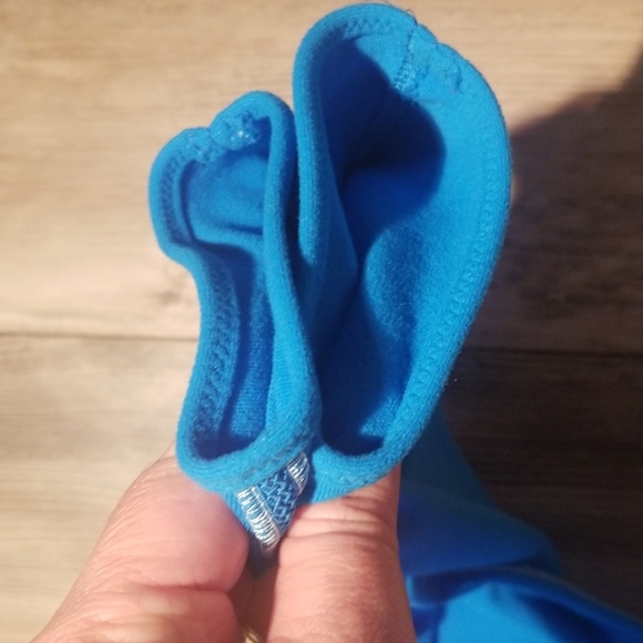 Lululemon teal capri leggings size 4 - Picture 3 of 7